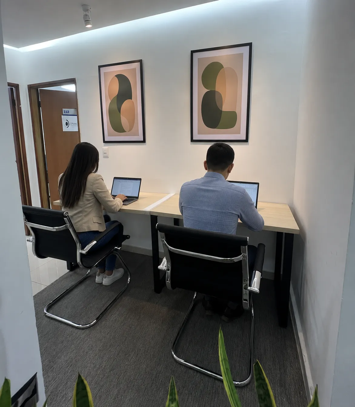 Coworking Hot Desk Prado Business Center
